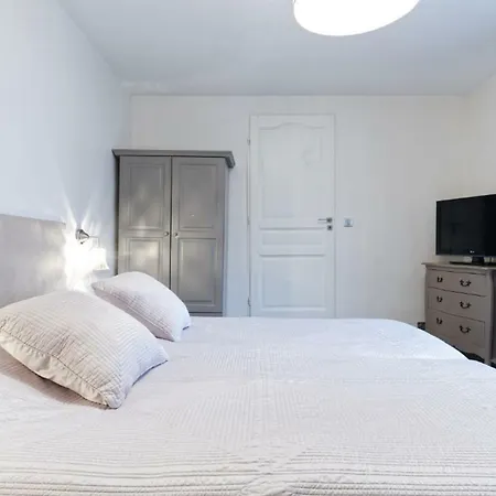 בית נופש Belle Maison Au Coeur De דוביל