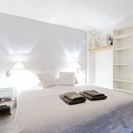 בית נופש Belle Maison Au Coeur De